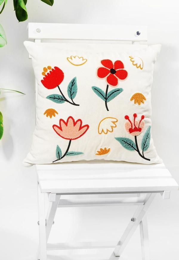 Verra Home Beyaz Kumaş Punch Nakışlı Dekoratif Kırlent Kılıfı 45 X 45 Cm - Image 1