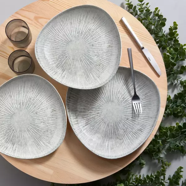 Güral Porselen Pera 4 Parça 30 Cm Servis Tabağı 1401 - Image 1