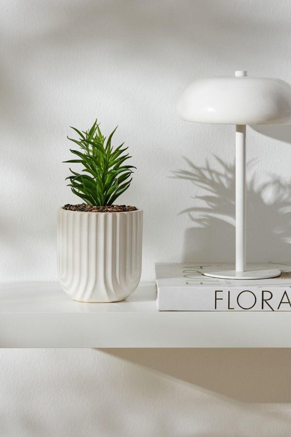 Karaca Home Serena Saksılı Yapay Bitki Beyaz  - Image 1