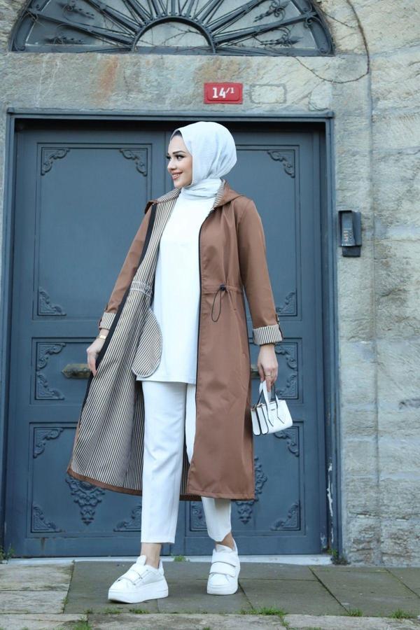 Pink Fly Bileği Çizgili Kapüşonlu Kadın Trençkot - Image 1