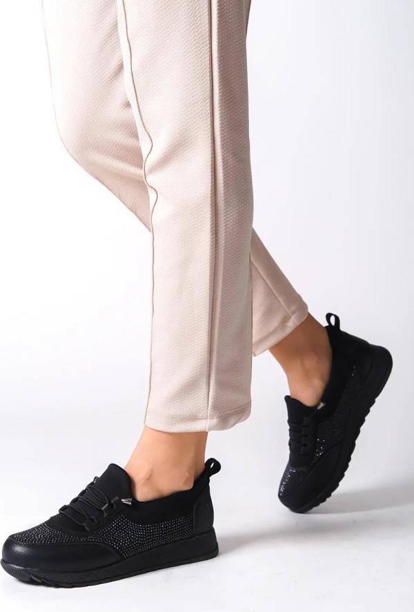 Kadın Galina Siyah Taşlı Bağcıklı Lastikli Ortopedik Rahat Taban Taş Detaylı Günlük Babet Anne Ayakkabısı - Image 1