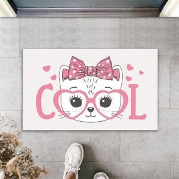 Dijital Baskı Beyaz Cool Pembe Gözlüklü Fiyonklu Kedi Dekoratif Kapı Paspası K-2038 - Image 1