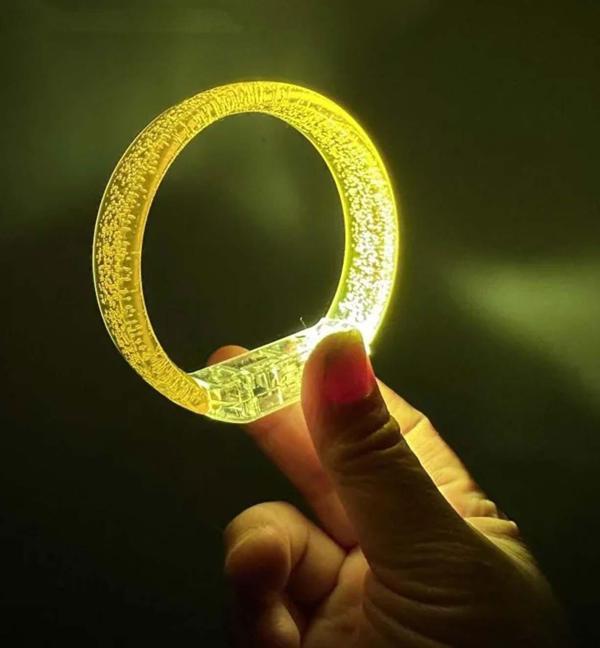 Büro Ev Ofis Etkinik Süsleri için 1,5CM Geniş Sarı Pilli Led Işık Baskı Yapılır Bileklik - Image 1