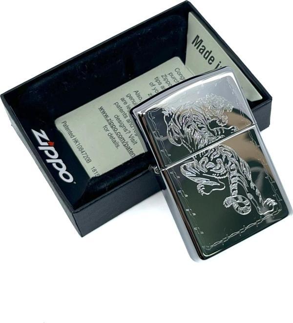 Zippo Tiger With Barbed Wire - Kaplan Dikenli Tel Dizayn Çakmak - Image 1