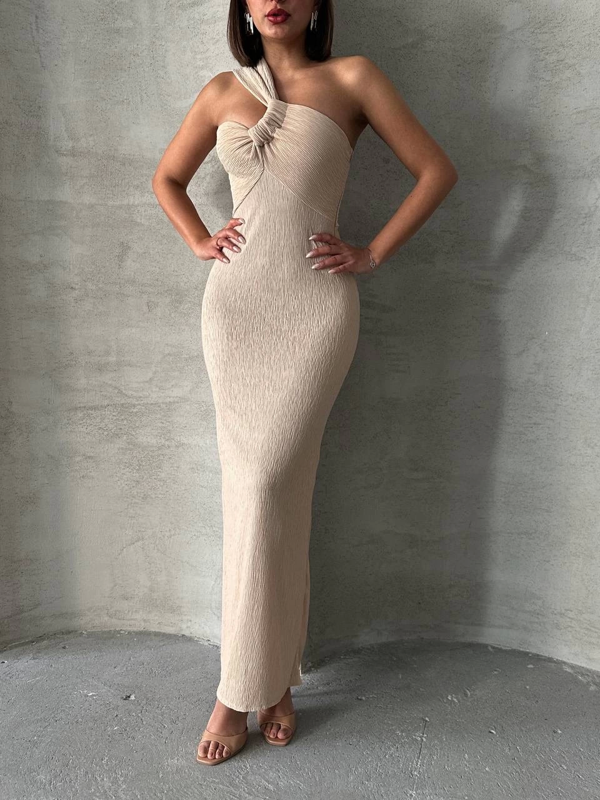 Tek Omuz Göğüsten Büzgülü Uzun Pliseli Slim Fit Açık Bej Elbise - Image 1