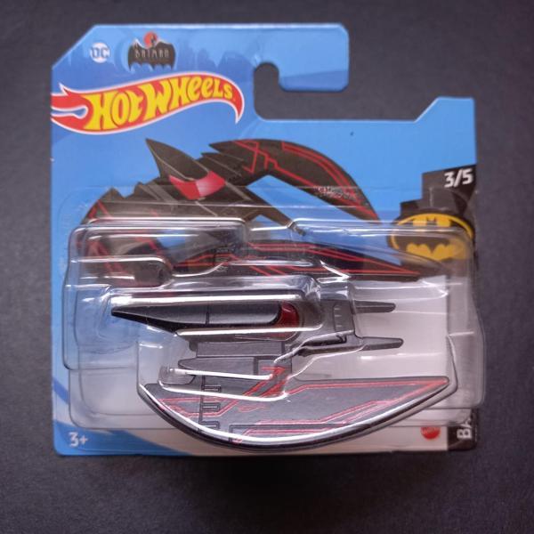 Escoines 39963688e004fc7796 HotWheels 1/64 2021 BATMAN BATPLANE 3/5 - Image 1