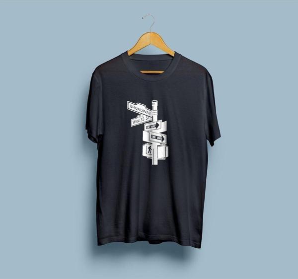 Oversize West Side tabelaları tasarımlı unisex T-shirt - Image 1