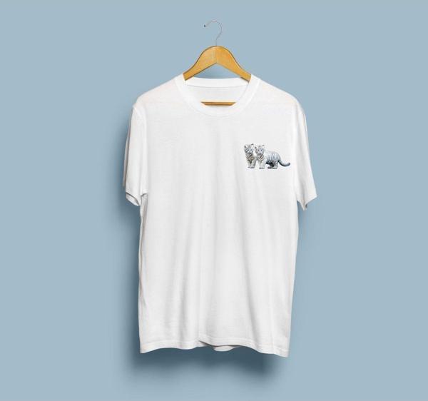 Oversize Beyaz Kaplan Cep tasarım unisex T-shirt - Image 1