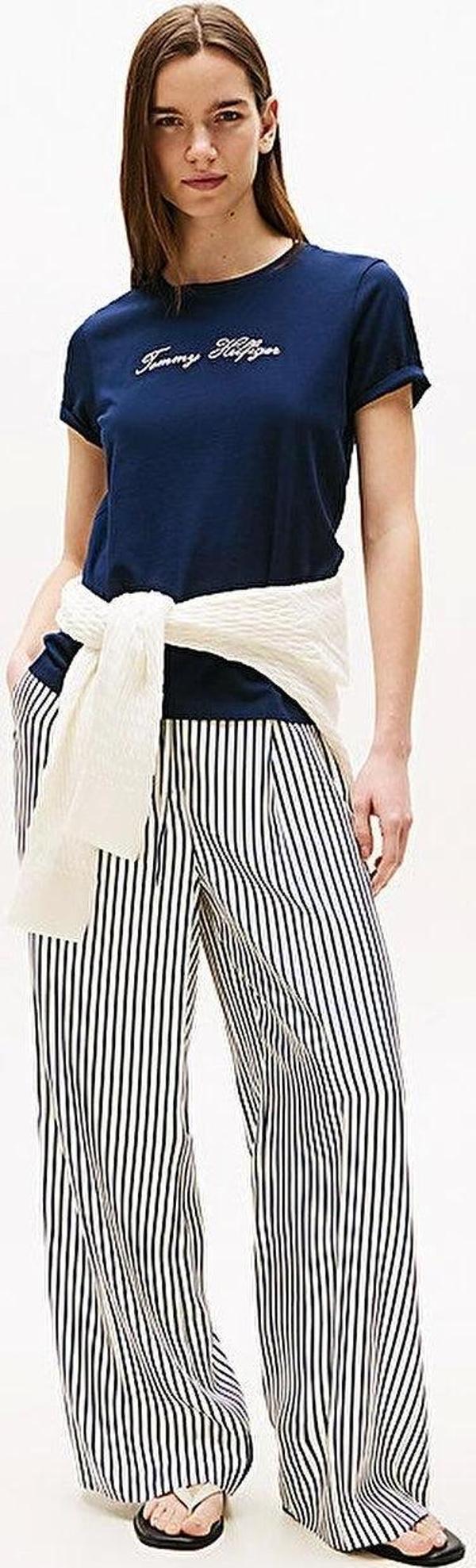Tommy Hilfiger Kadın Simli Yazı Baskılı Normal Kesim Kısa Kollu Mavi T-shirt WW0WW47210C1G - Image 1