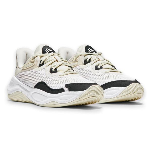 Under Armour 3028192  Basketbol Siyah-Beyaz Erkek Spor Ayakkabı - Image 1