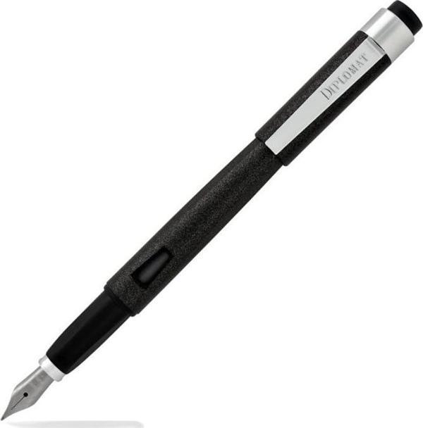 ​​​​Diplomat D40902028 Magnum Soft Touch Beyaz Dolma Kalem, Bold Uç - Image 1