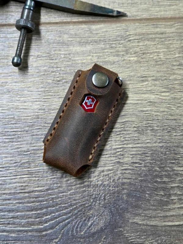 0.6223 Çakılar ile uyumlu El Yapımı Deri Kılıf, Koyu Kahve - Image 1