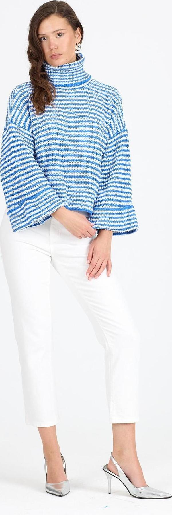 Kadın Degaje Yaka Çizgili Triko Bluz 014 - Image 1