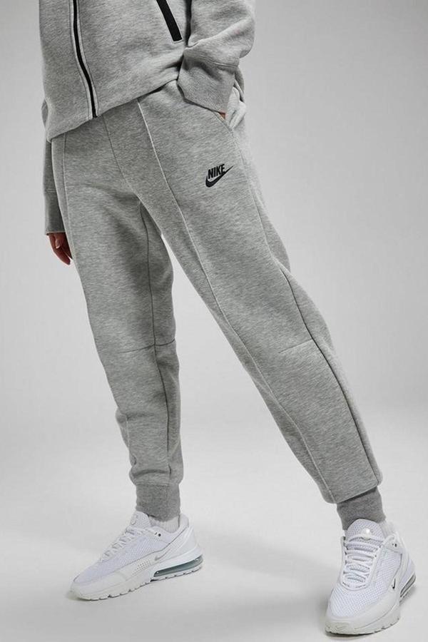 NİKE Sportswear Tech Fleece Standart Fit Mid Rise Jogger Gray Kadın Eşofman Altı Gri - Image 1