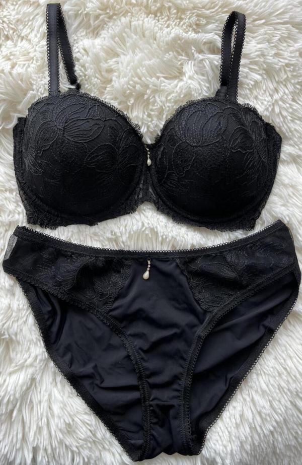 Le Jardin 5155-B Desteksiz-Balenli Silikon Nicolina Sütyen Takımı - Image 1