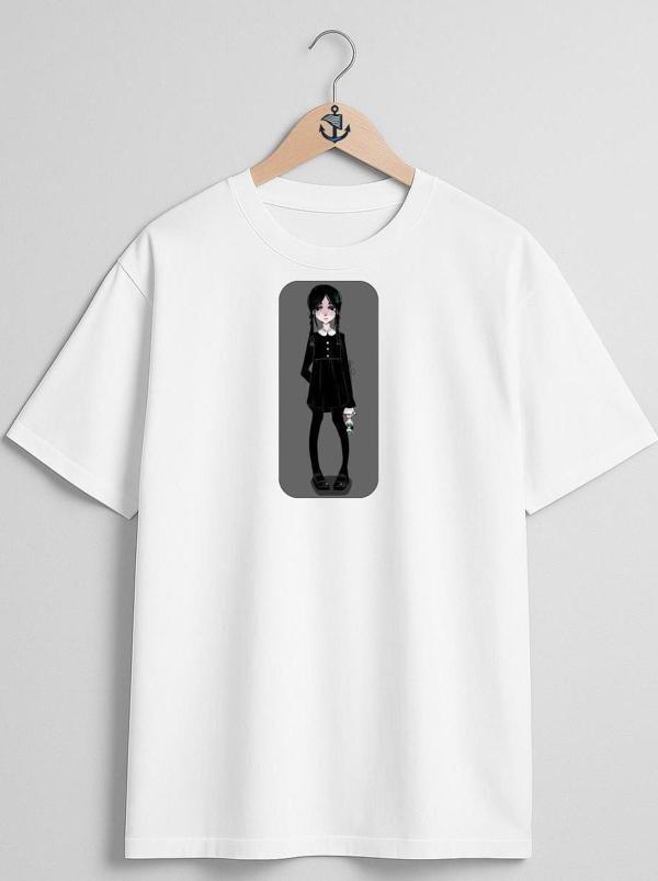 Oversize Wednesday Addams Göğüs Tasarımlı Unisex T-Shirt - Image 1