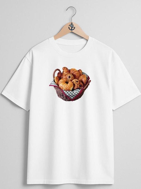 Oversize Croissant Bread Kruvasan Sepeti Göğüs Tasarımlı Unisex T-Shirt - Image 1