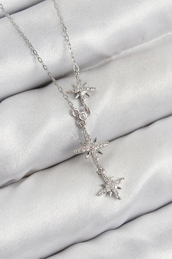 Pirinç Zirkon Taşlı Kutup Yıldızı Model Gümüş Renk Kadın Kolye - Image 1