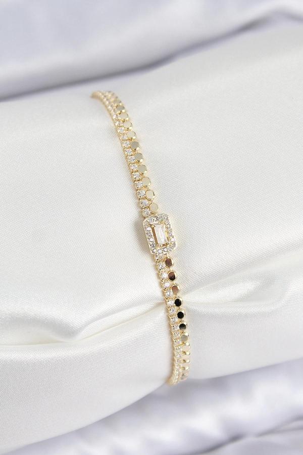 Pirinç Zirkon Taşlı Ezme Zincirli Baget Model Gold Renk Kadın Bilekilk - EBJ250802W37116 - Image 1