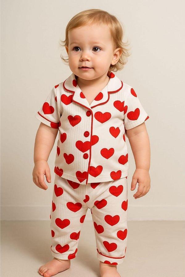 Santralbebe Büyük Kalp Desenli Önden Düğmeli Pamuklu Yazlık Kız Çocuk Pijama Takımı - Image 1
