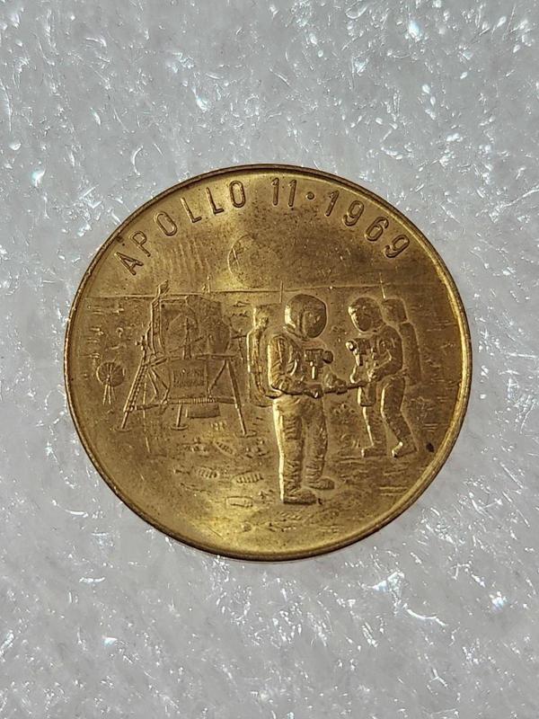 Edi Antik 11 Hatıra 3Cm Madalya Nadir 1969. Temiz Durumda - Image 1