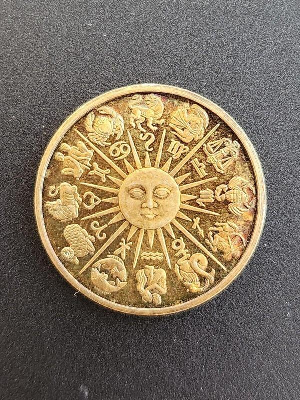 Edi Antik Çin Astroloji Temalı Burçlar Güneş Madalya. 3Cm - Image 1
