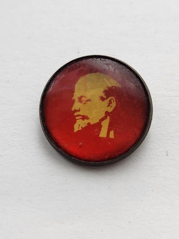 Edi Antik Sovyet Dönem Orijinal Lenin Rozeti 1.5Cm Çapında Orijinal Dönem Ürünü Nadir Lenin Rozeti. - Image 1