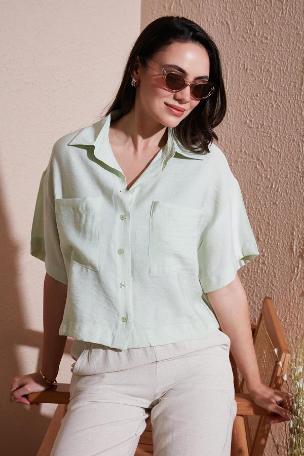 Lela Regular Fit Cep Detaylı Kısa Kollu Bayan Gömlek 6778568 MİNT - Image 1