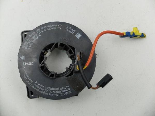 AIRBAG KONTAK ÜNITESI ZEMBEREK RADYOSUZ ASTRA G-CORSA C-COMBO C-MERIVA A-TIGRA B - Image 1