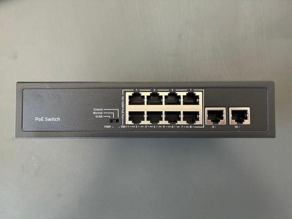 İsee Iss-4010P 8 Port Poe+ 10-100 Mbps 2 Port 10-100 Uplink Switch - Image 1