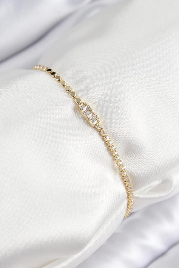 Pirinç Zirkon Taşlı Dikdörtgen Model Ezme Zincir Gold Renk Kadın Bileklik - Image 1