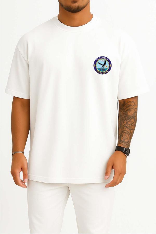 Oversize TCG Giresun F-491 Cep ve Sırt Tasarımlı Unisex T-Shirt - Image 1