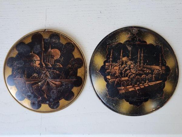 Edi Antik 2 Adet Komple Bakịr Tabak Mevlana Ve Sultanahmet Camii. 13 Ve 15Cm Çapında. - Image 1