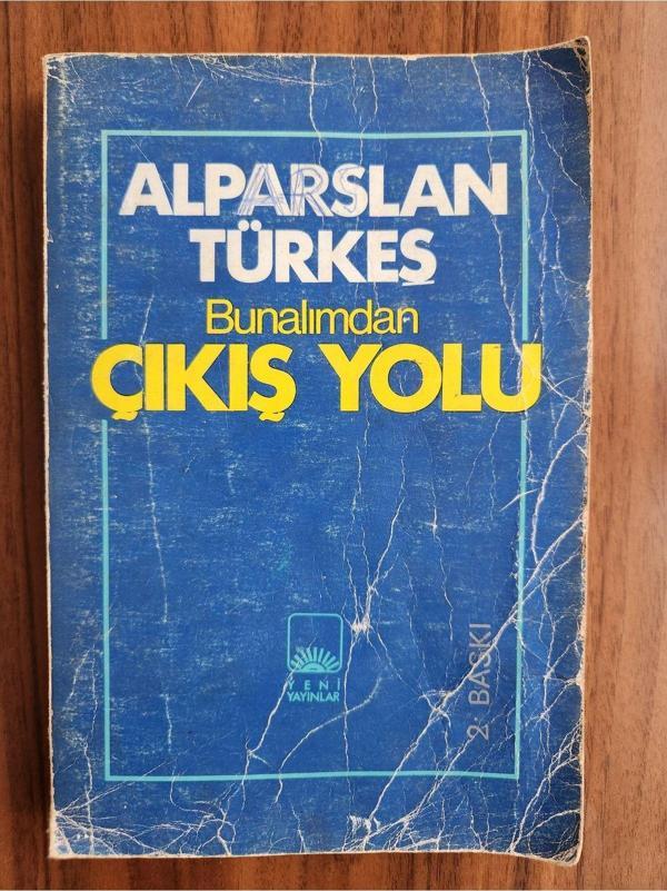 Edi Antik Alparslan Türkeş Bunalımdan Çıkış Yolu. 190 Sayfa - Image 1