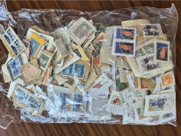 Edi Antik Yerli Fragman Pullar 1.100 Adet.; Tamamı Kağıtta Yerli Fragman Pullar - Image 1