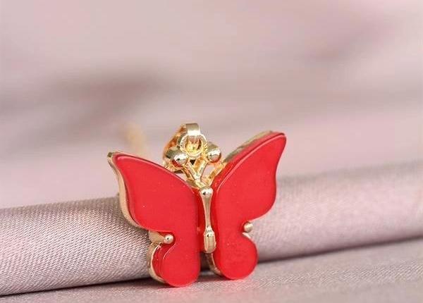 Kırmızı Kelebek Model Kadın Kolye - Image 1