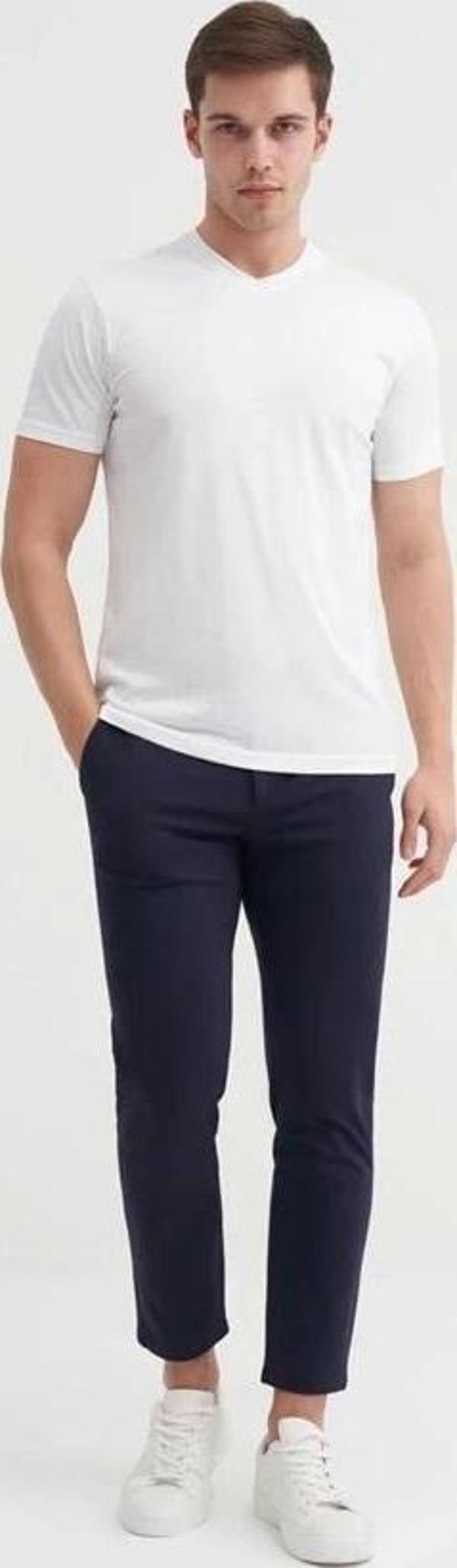 4624 Basıc V Yaka Erkek T-Shirt Beyaz - Image 1