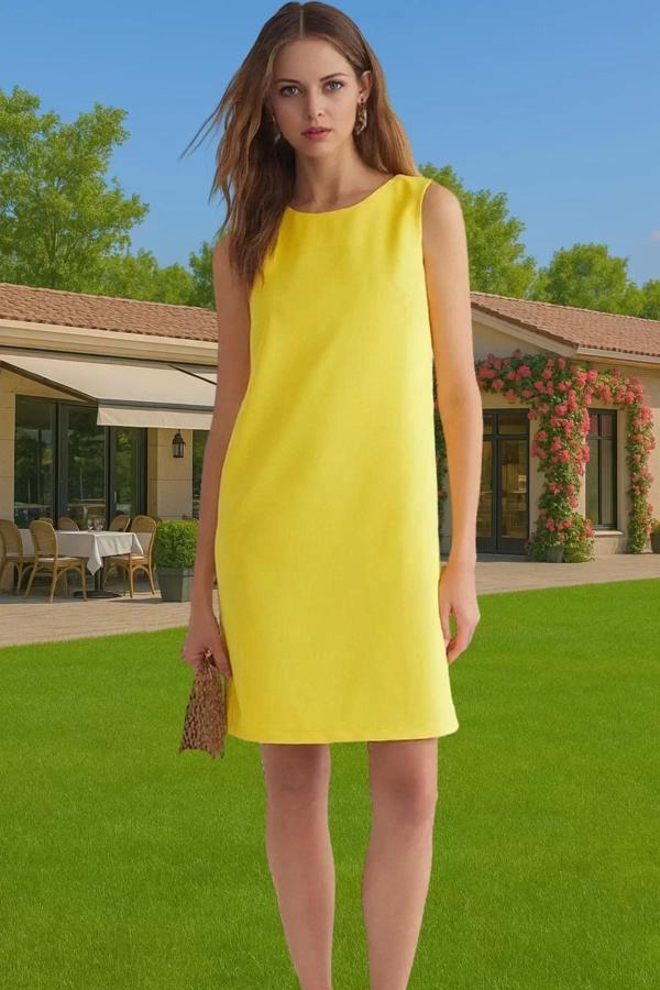 Kadın Kısa Shift Elbise Polyester Dokuma Yazlık İş Elbisesi Şık Görünüm Konforlu Kesim Şık Görünüm - Image 1