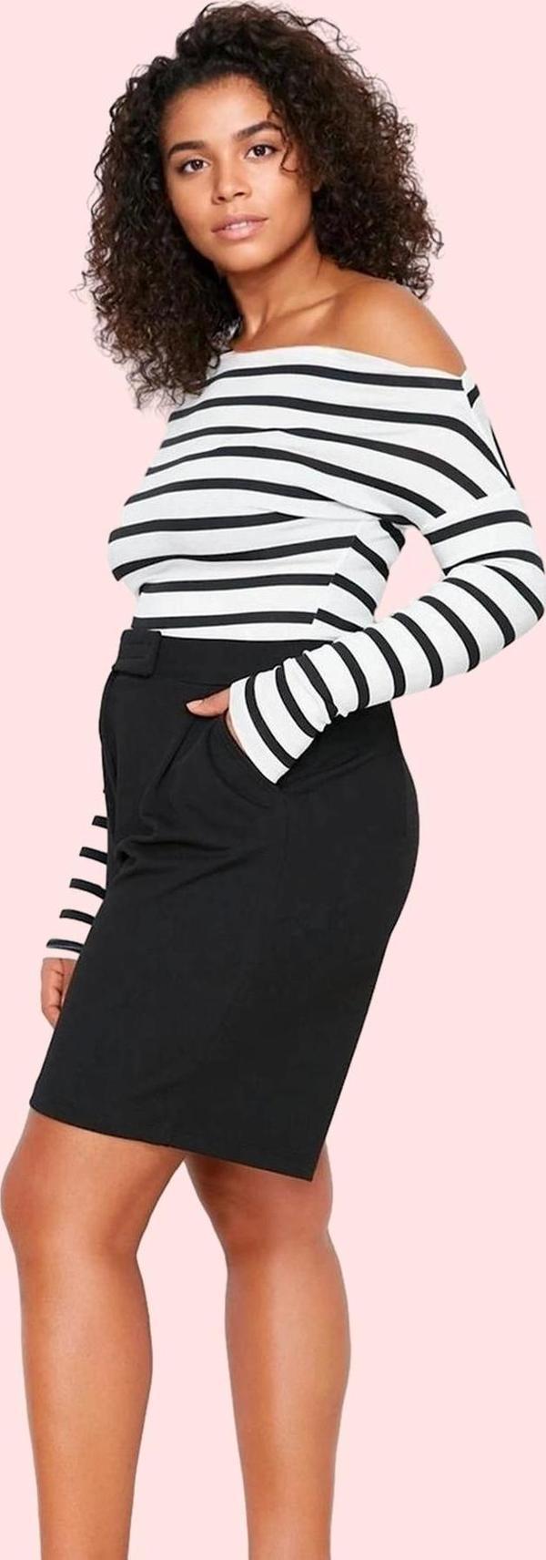 Kadın Büyük Beden Örme Şort Düz Desen Rahat Günlük Yaz Modern Tasarım Stilin Buluştuğu Yer - Image 1