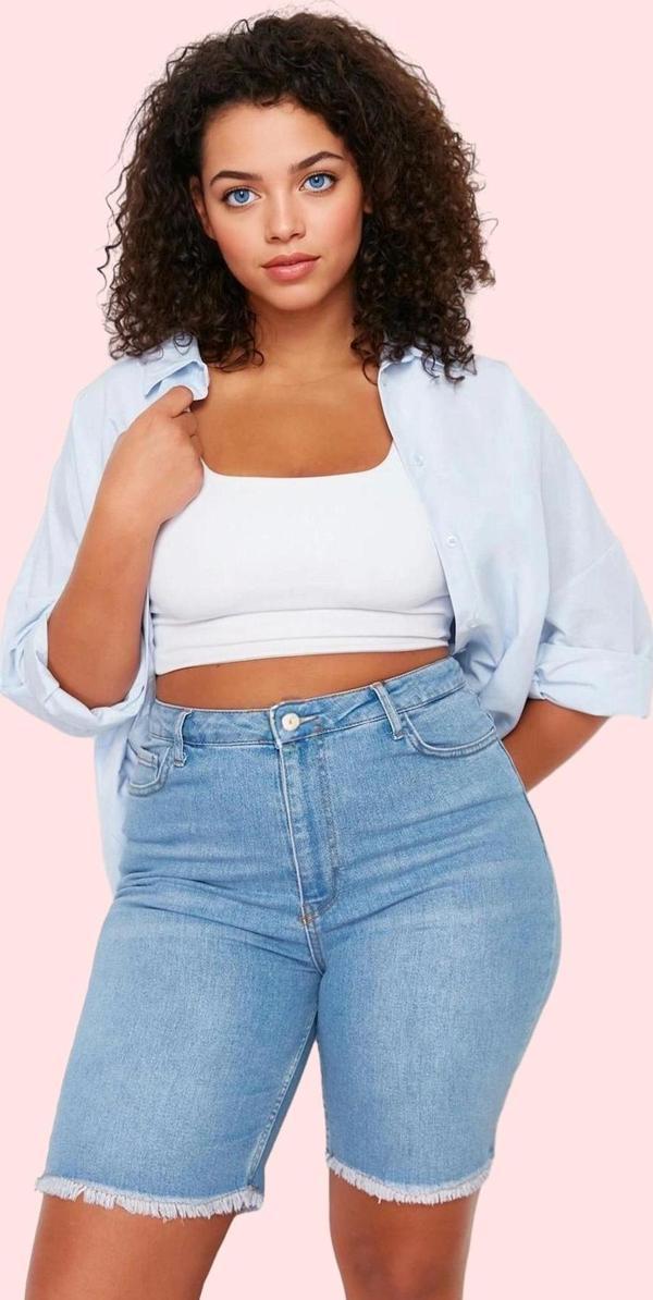 Kadın Skinny Denim Şort Yüksek Bel Düz Desenli Rahat Günlük Kombin Yaz Aylarının Vazgeçilmezi - Image 1