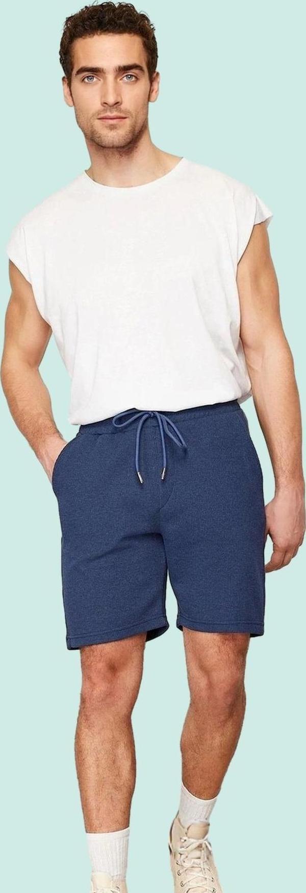 Erkek Kısa Boy Normal Bel Geniş Paça Örme Şort Rahat Günlük Stil Yaz Aylarının Vazgeçilmezi - Image 1