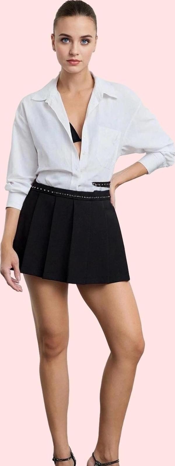 Kadın Şort Etek Boru Paça Dokuma Tasarım Gece Şıklığı Günlük Kullanım Yaz Aylarının Vazgeçilmezi - Image 1