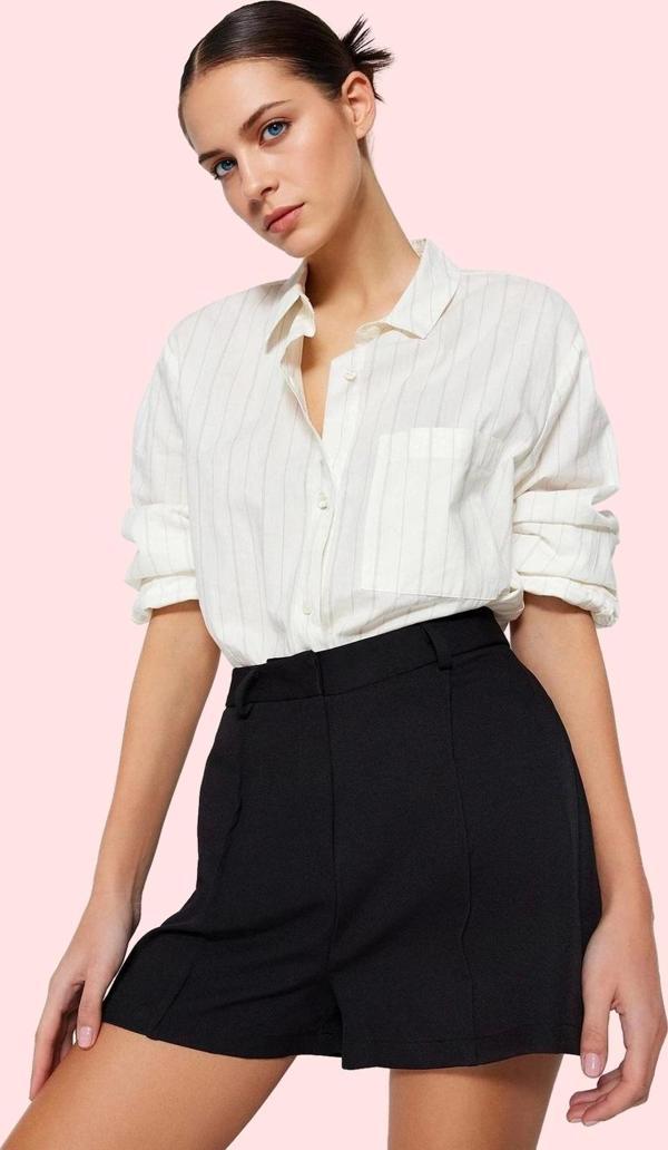 Kadın Nervür Detaylı Dokuma Şort Yüksek Bel Boru Paça Günlük Kombinler Yaz Aylarının Vazgeçilmezi - Image 1