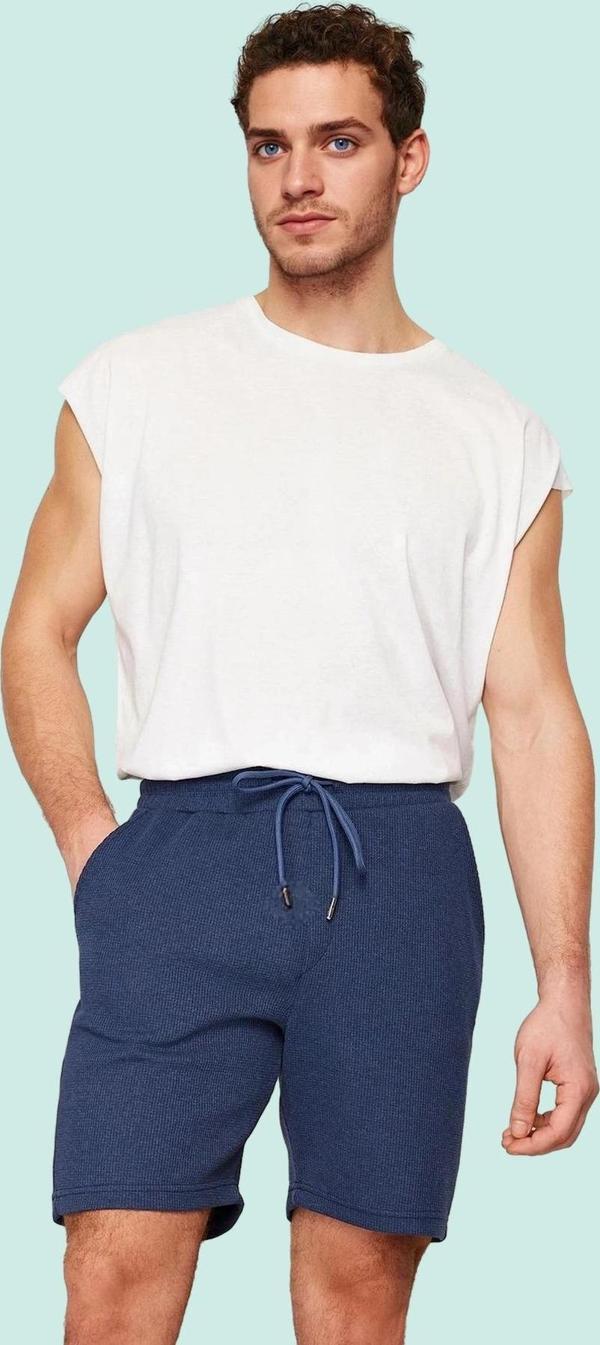 Erkek Slim Fit Dokulu Waffle Şort Lastikli Bel Rahat Günlük Yaz Hafta Sonu Kaliteli Malzeme - Image 1
