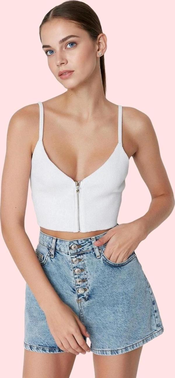 Kadın Denim Şort Yüksek Bel City Short Kısa Boy Pamuk Günlük Kombinler Yaz Aylarının Vazgeçilmezi - Image 1