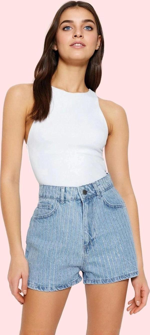 Kadın Yüksek Bel Geniş Paça Denim Şort Pamuklu Yaz Aylarının Vazgeçilmezi Günlük Kombinler - Image 1