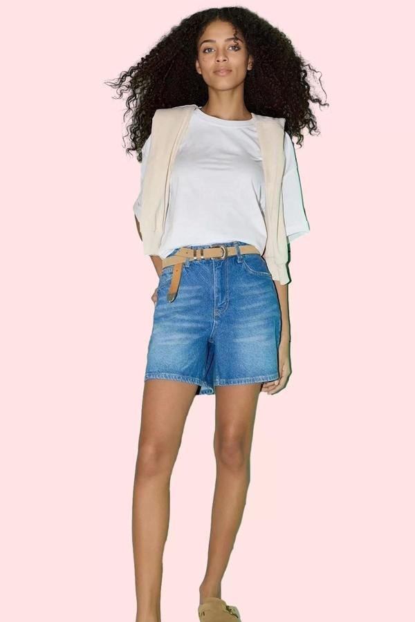 Kadın Yüksek Bel Geniş Paça Denim Şort Yaz Aylarının Vazgeçilmezi Günlük Kombinler Hafta Sonu - Image 1