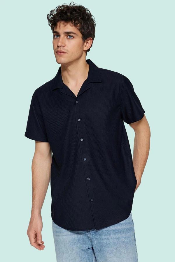 Erkek Regular Fit Apaş Yaka Kısa Kollu Gömlek Rahat Günlük Kullanım Yaz Aylarının Vazgeçilmezi - Image 1