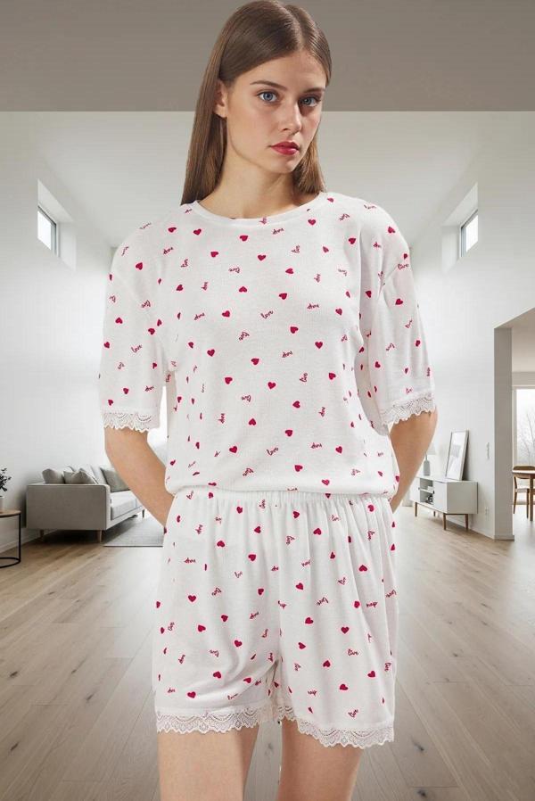 Rahat Pijama Takımı Kalp Desenli Örme Kumaş Dantel Detay Yazlık Uzun Ömürlü Mükemmel Uyum - Image 1