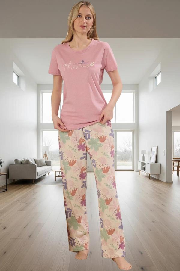 Pamuklu Çiçekli Pijama Takımı Renk Regular Kalıp Boru Paça Şık Görünüm Konforlu Kesim - Image 1